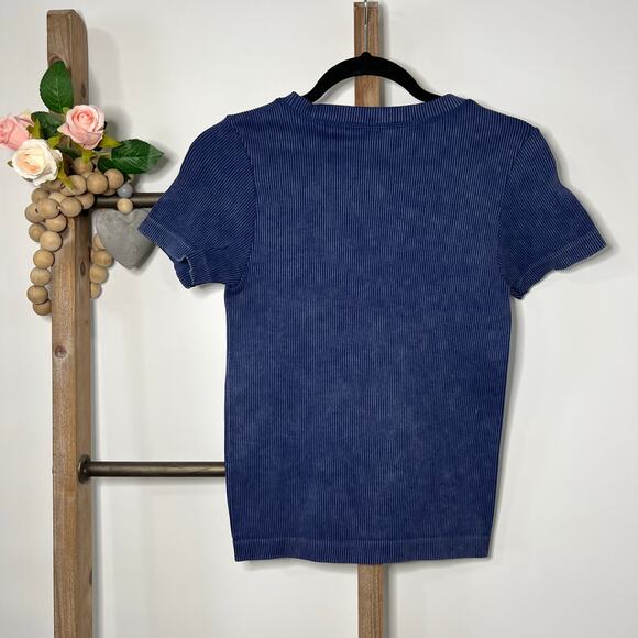 Moa Moa Short Sleeve Blue Stretchy Spandex Shirt Size‎ Large - Picture 4 of 6